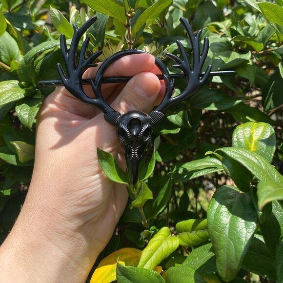 Gothic Black Antler Hair Accessory with matching hair pin Vintage inspired - Picture 7 of 7